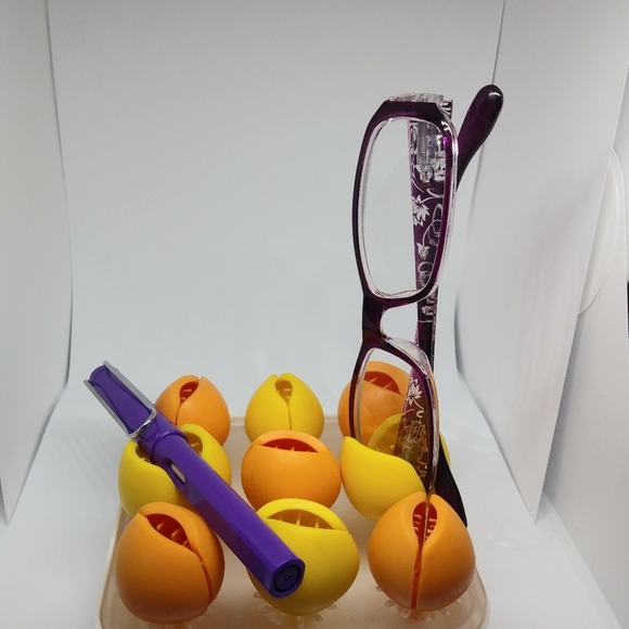 Cute Rosebud Desk Organizer - Orange and Yellow - Picture 4 of 6